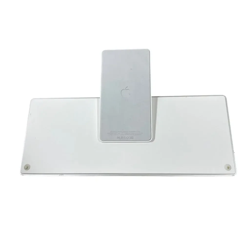 Apple iPad Keyboard Docking Station Model A1359 No Power Cable Good Condition